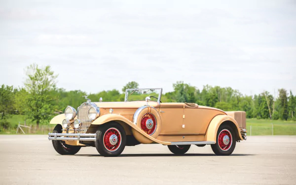  1931 Packard Deluxe Eight Convertible Coupe