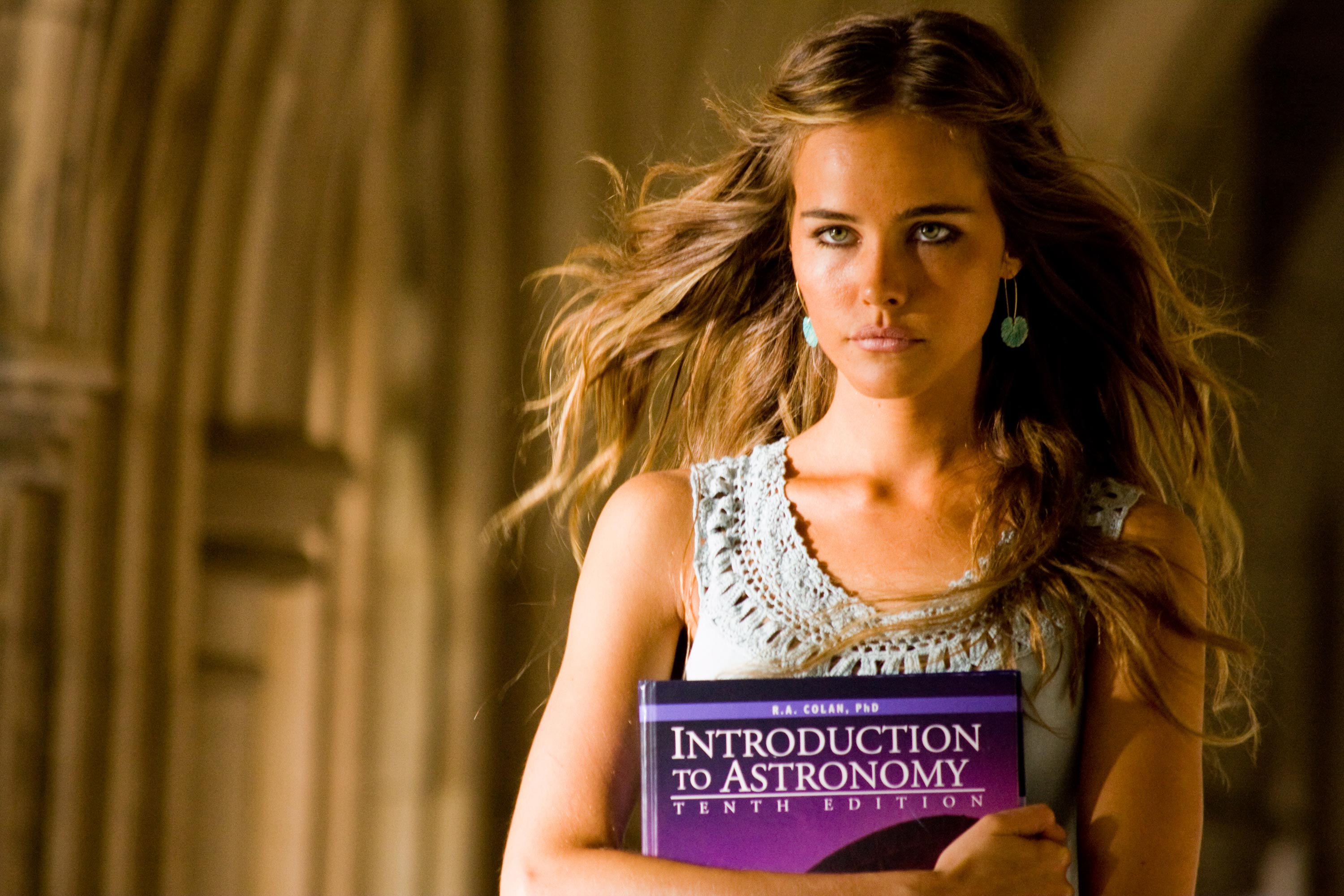 Isabel Lucas: HD Wallpapersimage