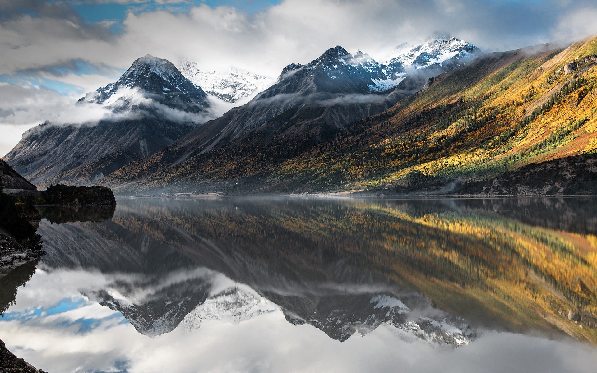 Download Lake Cloud Mountain Nature Reflection HD Wallpaper | 1920x1200 ...