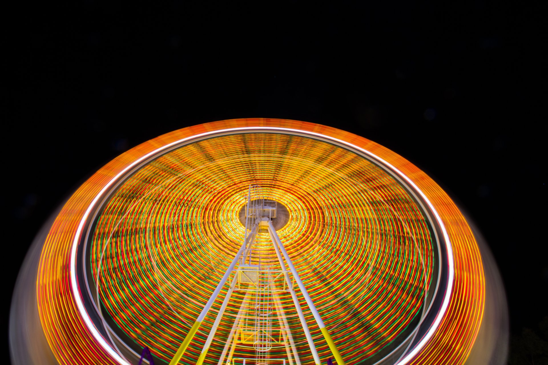 Download Time Lapse Night Man Made Ferris Wheel 4k Ultra HD Wallpaper