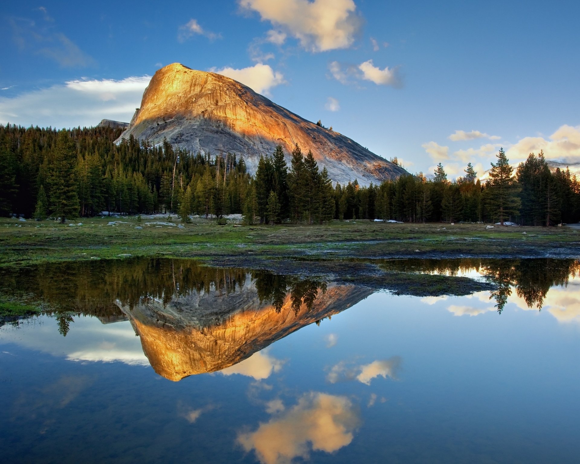 Download Cloud Lake Mountain Nature Reflection HD Wallpaper | 2048x1638 ...
