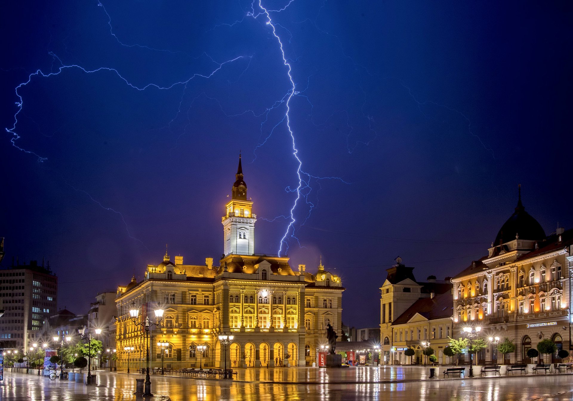 Download Sky Building Serbia Night Photography Lightning HD Wallpaper