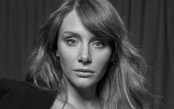 Celebrity Bryce Dallas Howard Actresses United States Face Black & White Actress American HD Wallpaper | Background Image