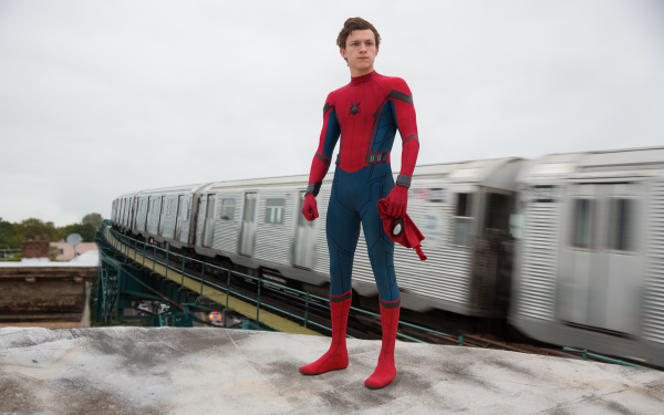 Movie Spider-Man: Homecoming Spider-Man Tom Holland Peter Parker HD Wallpaper | Background Image