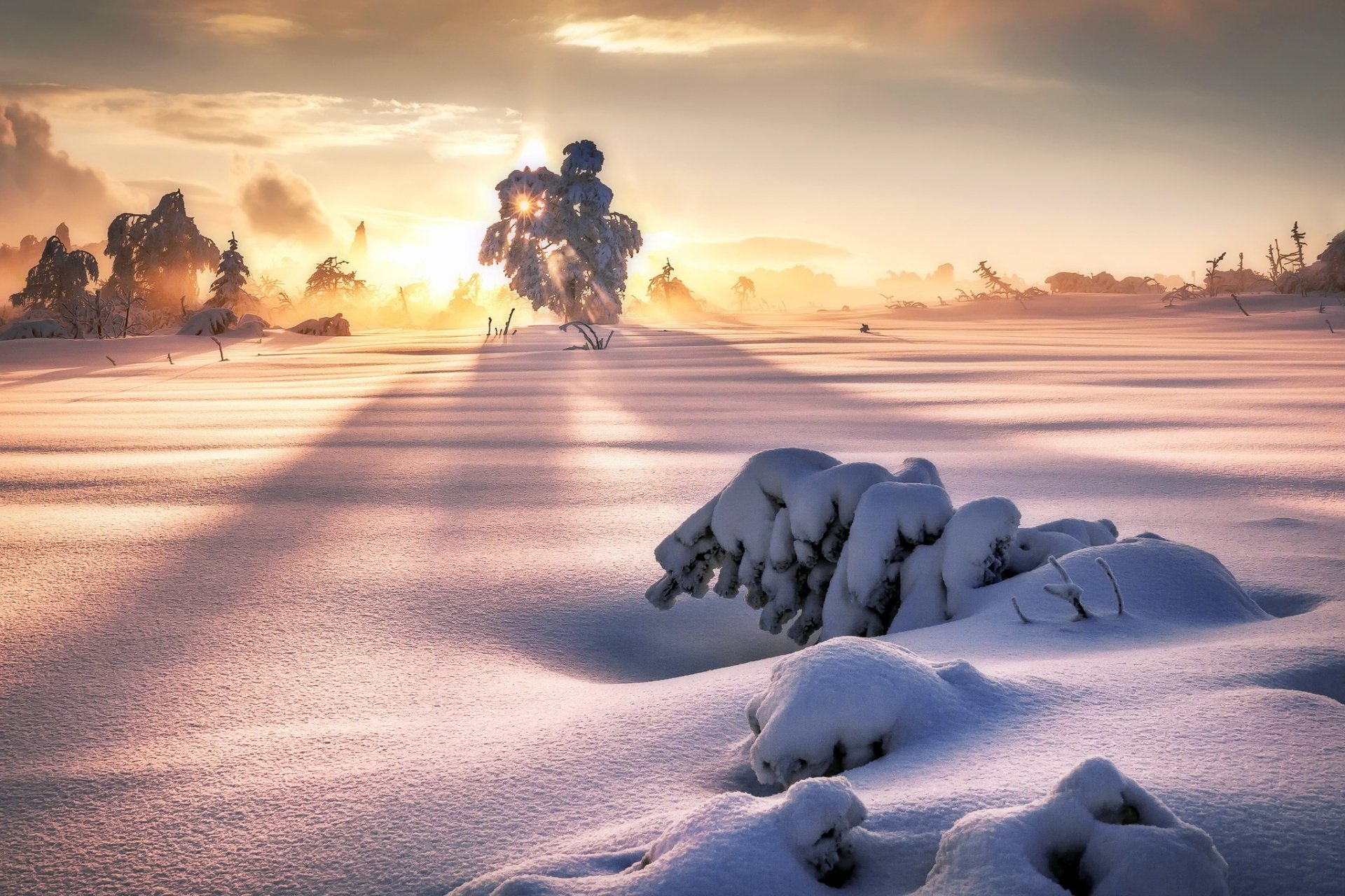 Download Sunrise Sunbeam Snow Nature Winter HD Wallpaper | 2048x1365 ...