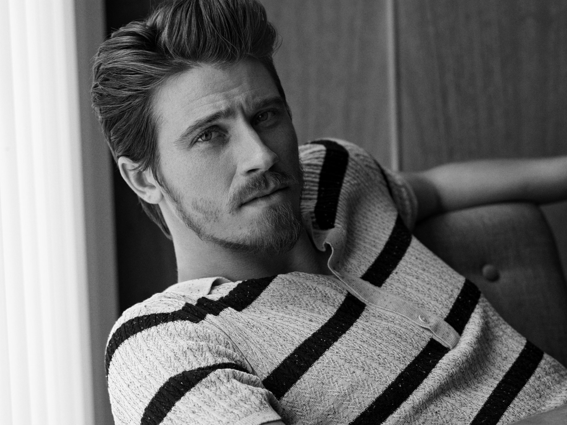 Download Black & White Actor American Celebrity Garrett Hedlund HD Wallpaper