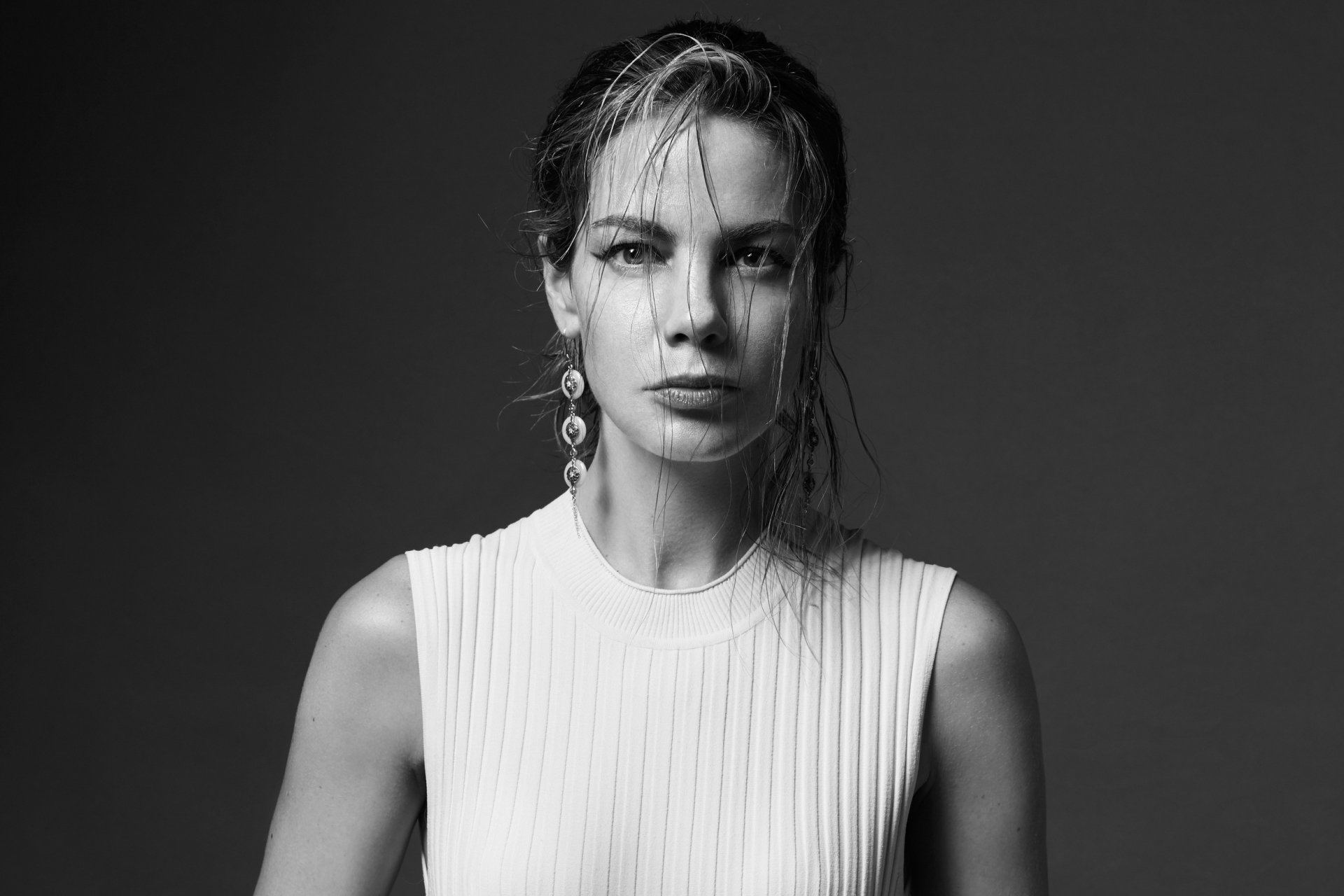 Download Black & White American Actress Celebrity Michelle Monaghan HD Wallpaper