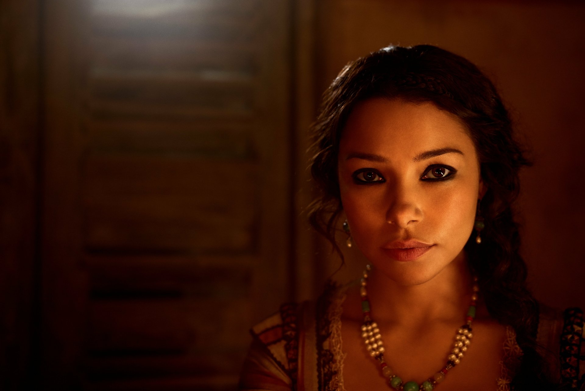 Download Jessica Parker Kennedy Max (Black Sails) TV Show Black Sails 8k Ultra HD Wallpaper