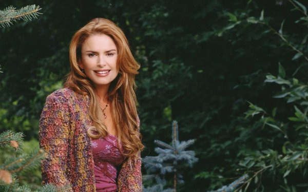 Roma Downey HD Wallpapers | Background Images