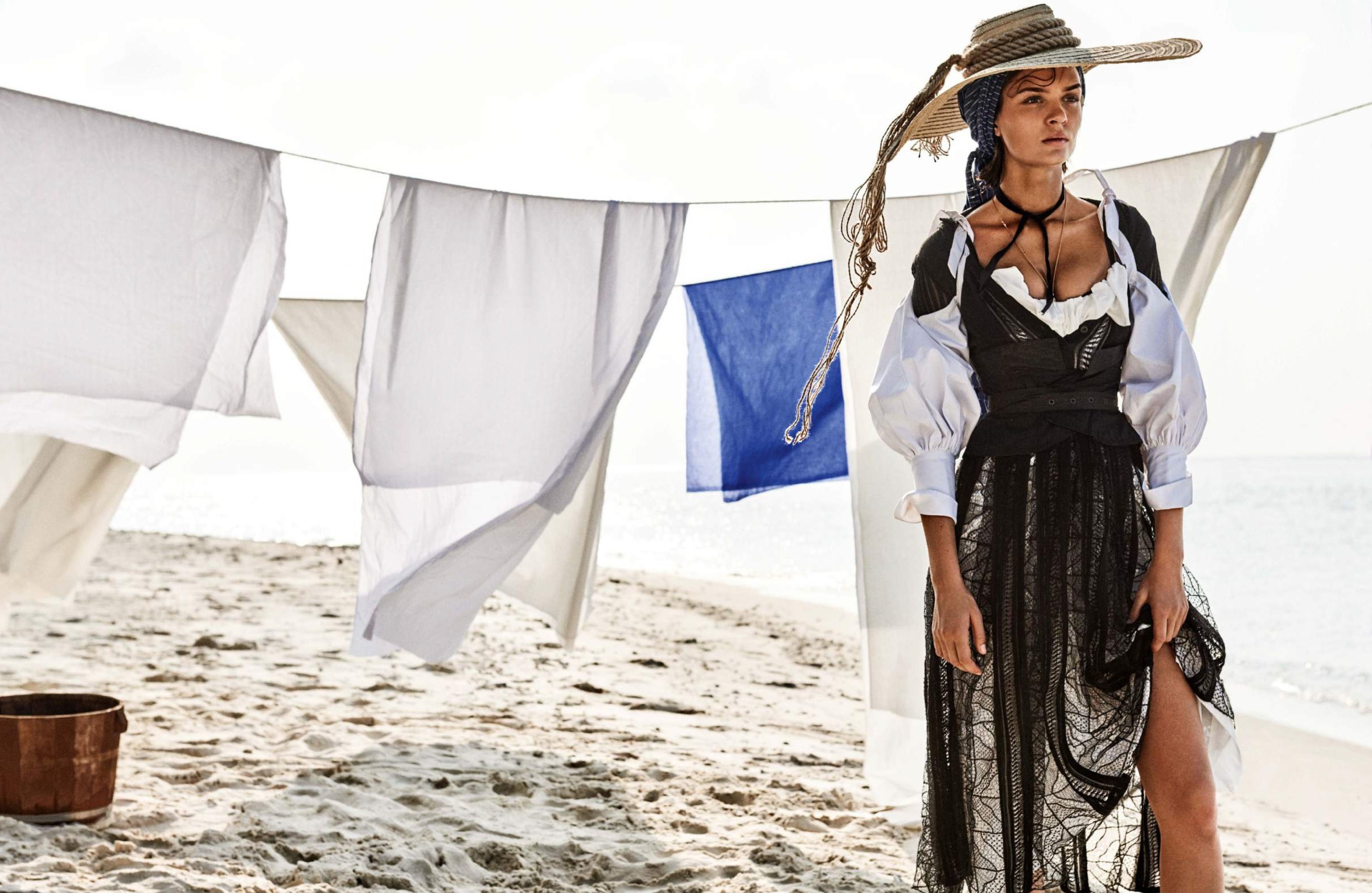 Josephine Skriver Wallpaper