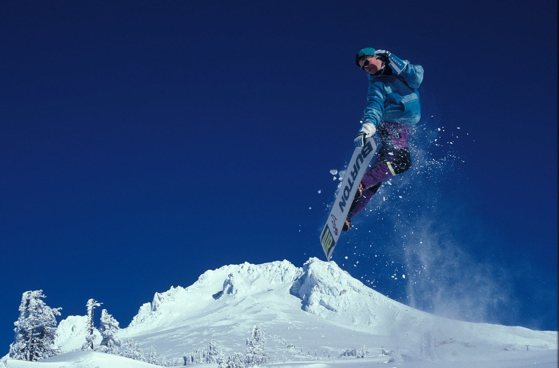 Download Snowboarding Sports HD Wallpaper