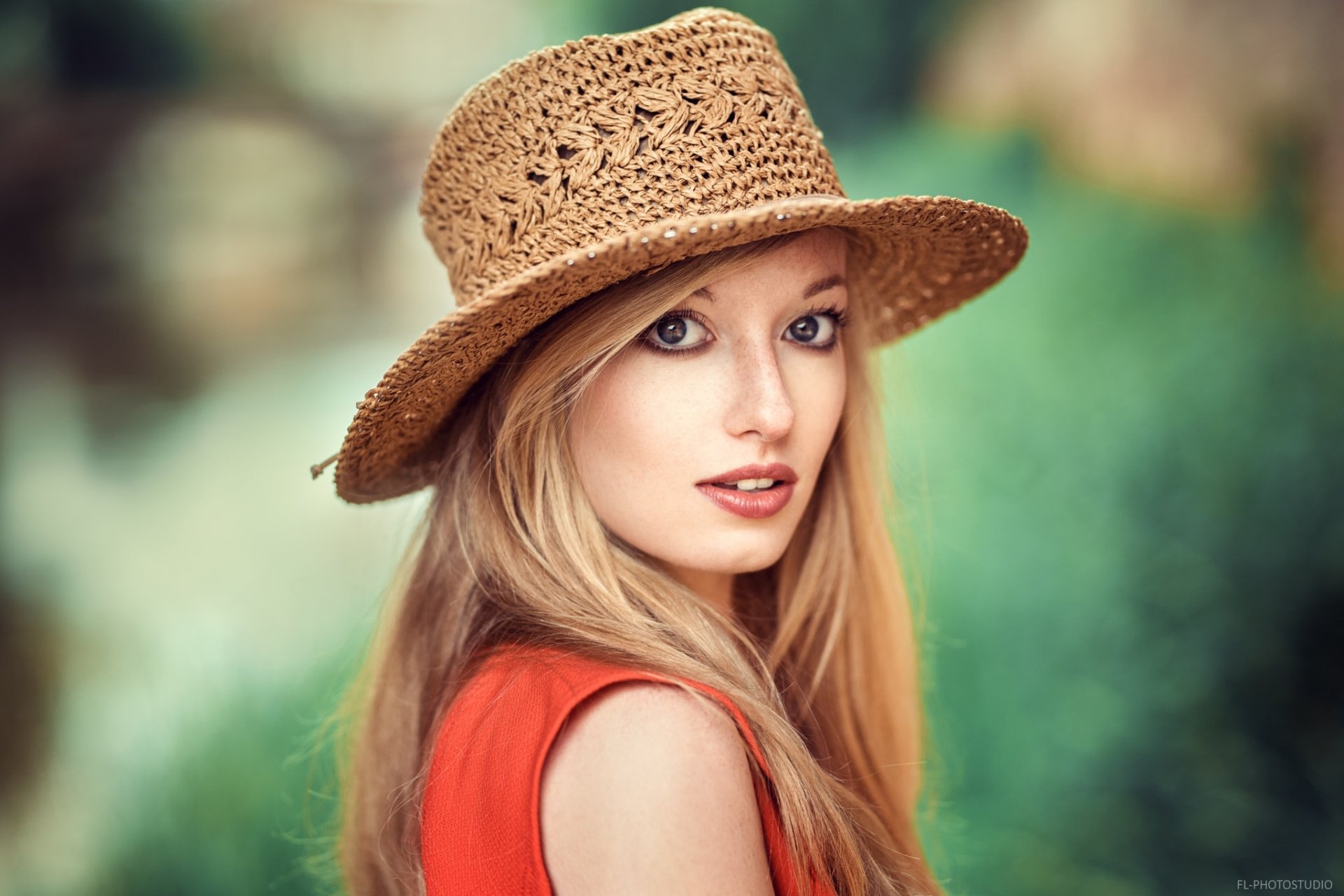 Download Depth Of Field Hat Blue Eyes Blonde Woman Model Hd Wallpaper By Lods Franck