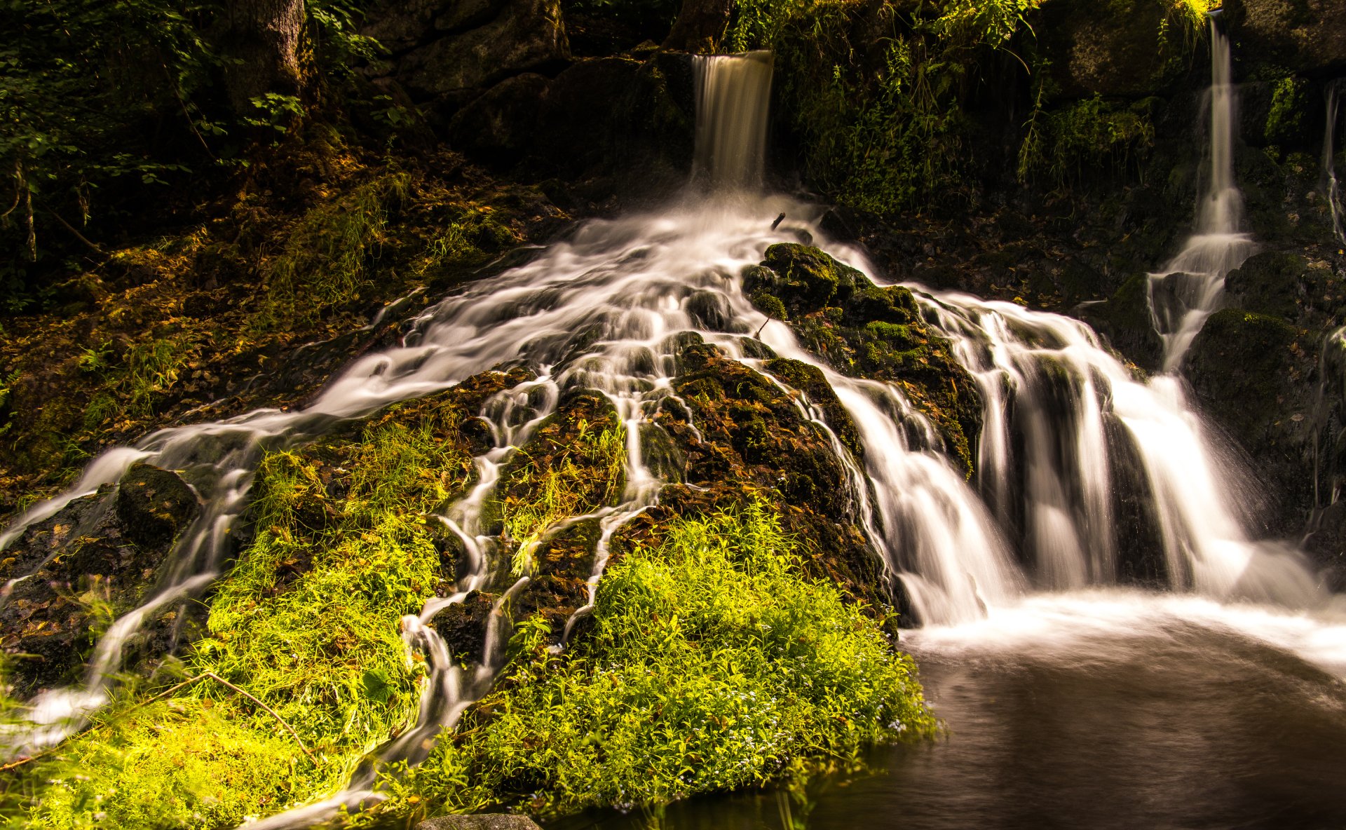 Download Foam Nature Waterfall 4k Ultra HD Wallpaper