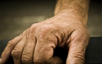Hand Wallpaper and Background Image | 1600x1200 | ID:248138 - Wallpaper