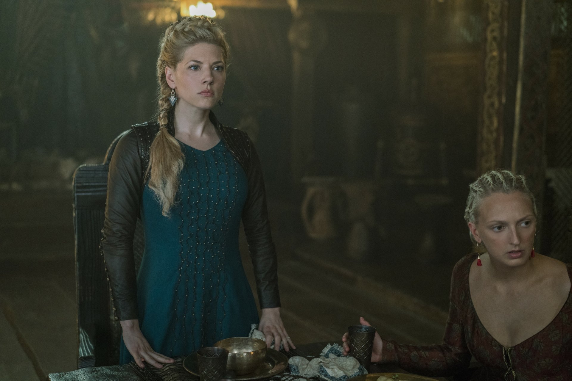 Download Lagertha (Vikings) Katheryn Winnick TV Show Vikings (2013) 8k Ultra HD Wallpaper