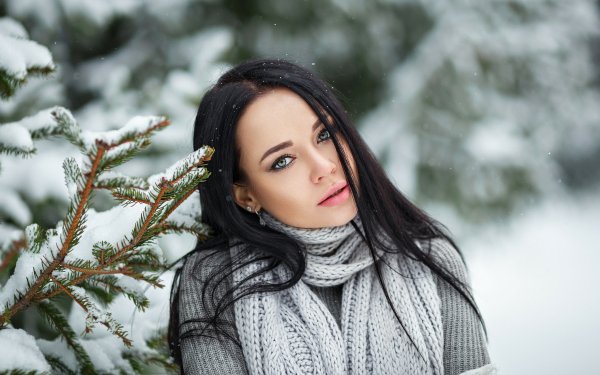 Women Angelina Petrova Model Black Hair Green Eyes Snow HD Wallpaper | Background Image