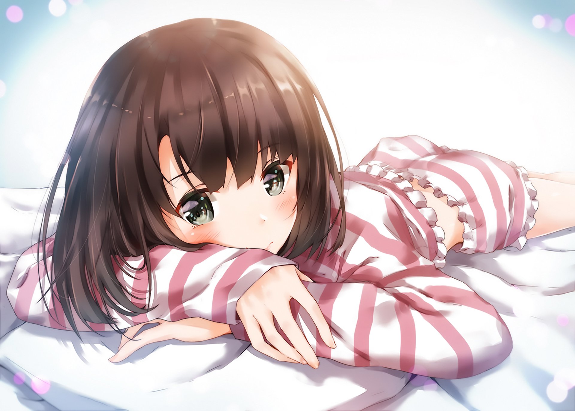 Anime-style original artwork of a girl with brown hair and green eyes lying down, featured as an HD PC desktop wallpaper and background.
