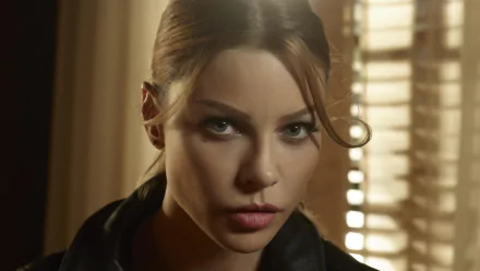  Lauren German in Lucifer