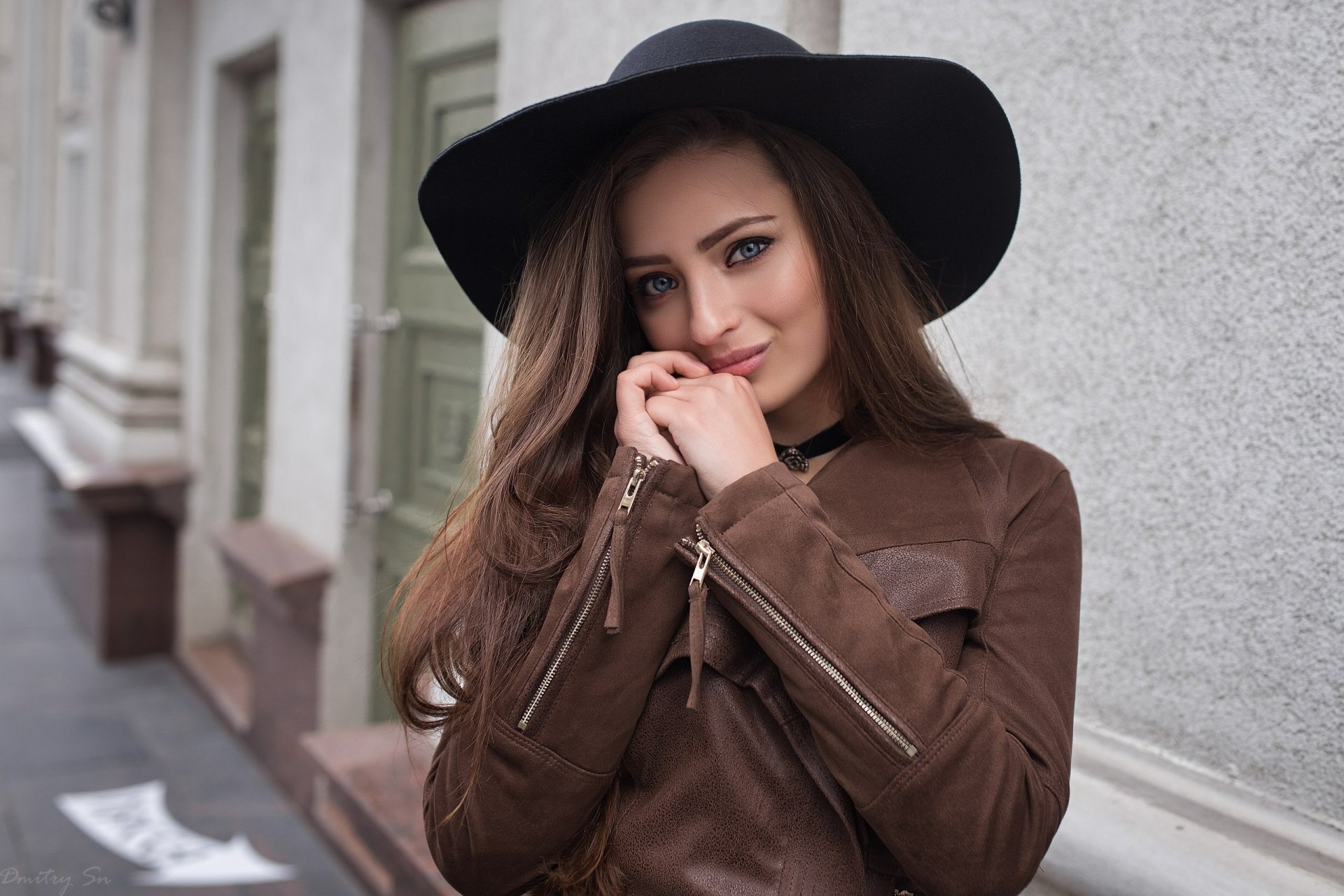 Download Smile Brunette Hat Coat Blue Eyes Model Woman Veronika Avdeeva ...