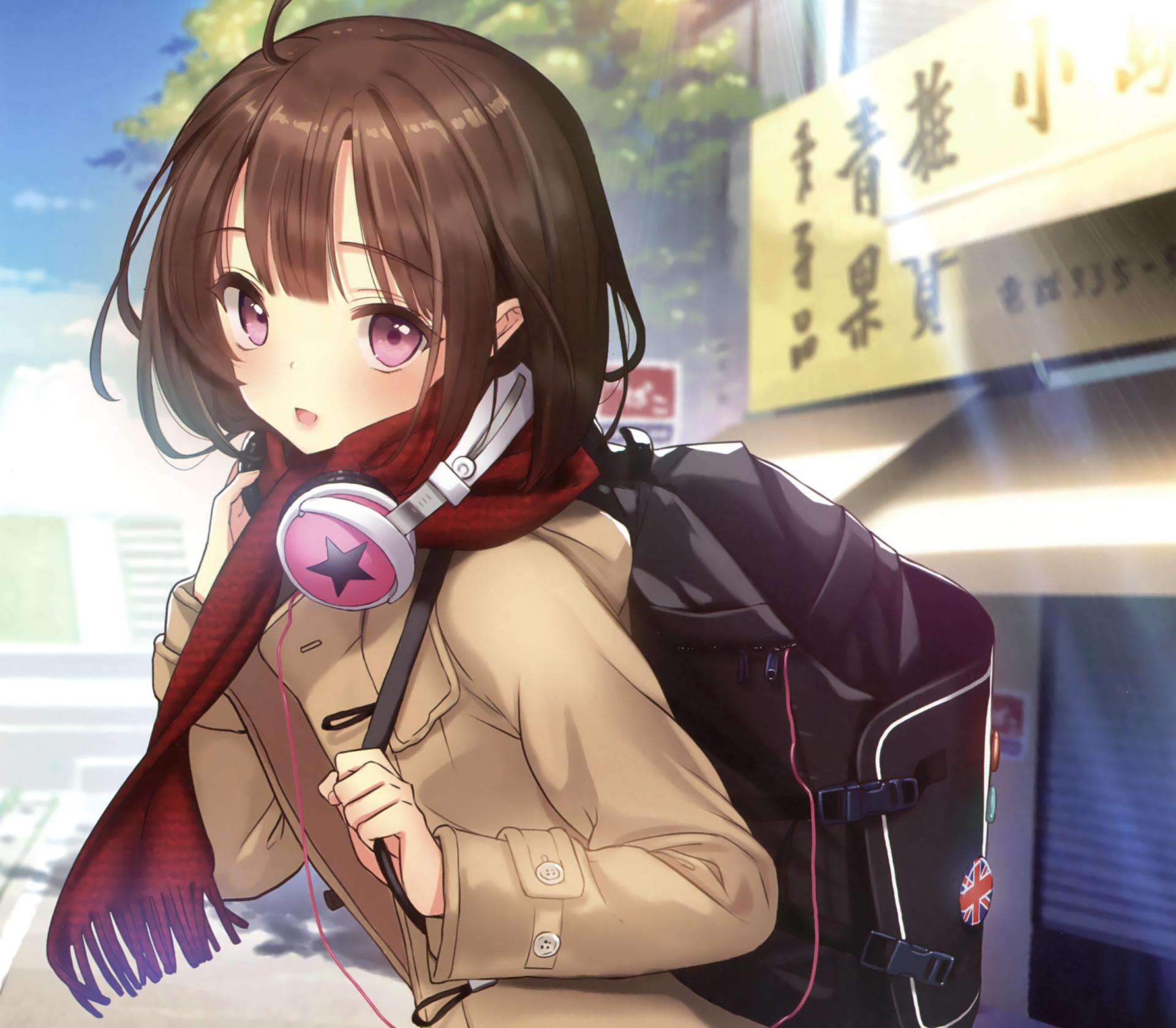 Anime-style HD desktop wallpaper featuring a short-haired girl with pink eyes, wearing headphones and a scarf, carrying a bag in a city street setting.