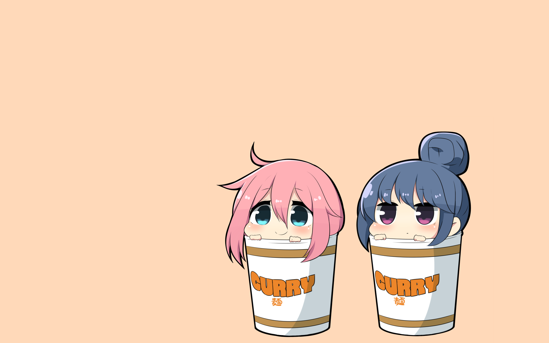 HD anime desktop wallpaper featuring Chiaki Oogaki and Nadeshiko Kagamihara from Laid-Back Camp, each peeking out of curry cups against a peach background.