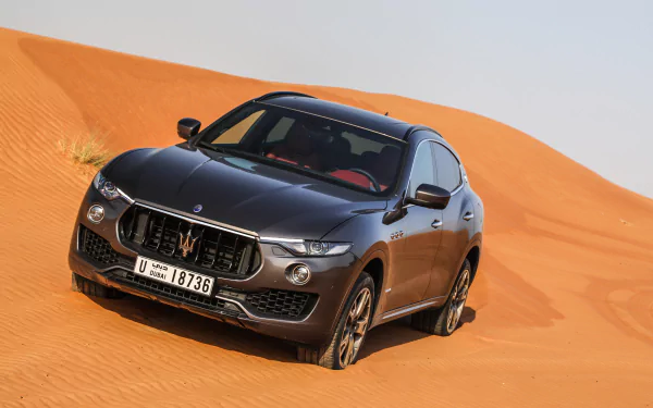 SUV sand dune silver car car Maserati vehicle Maserati Levante HD Desktop Wallpaper | Background Image