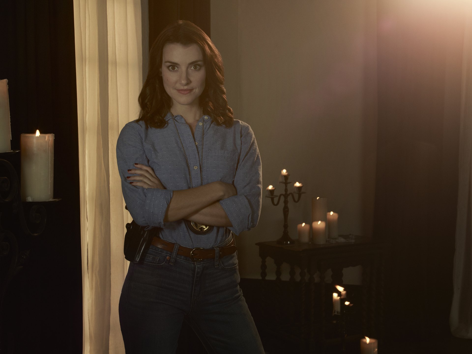 Download Emma Lahana TV Show Cloak & Dagger HD Wallpaper