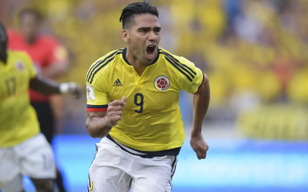 Columbian soccer Radamel Falcao García Sports HD Desktop Wallpaper | Background Image
