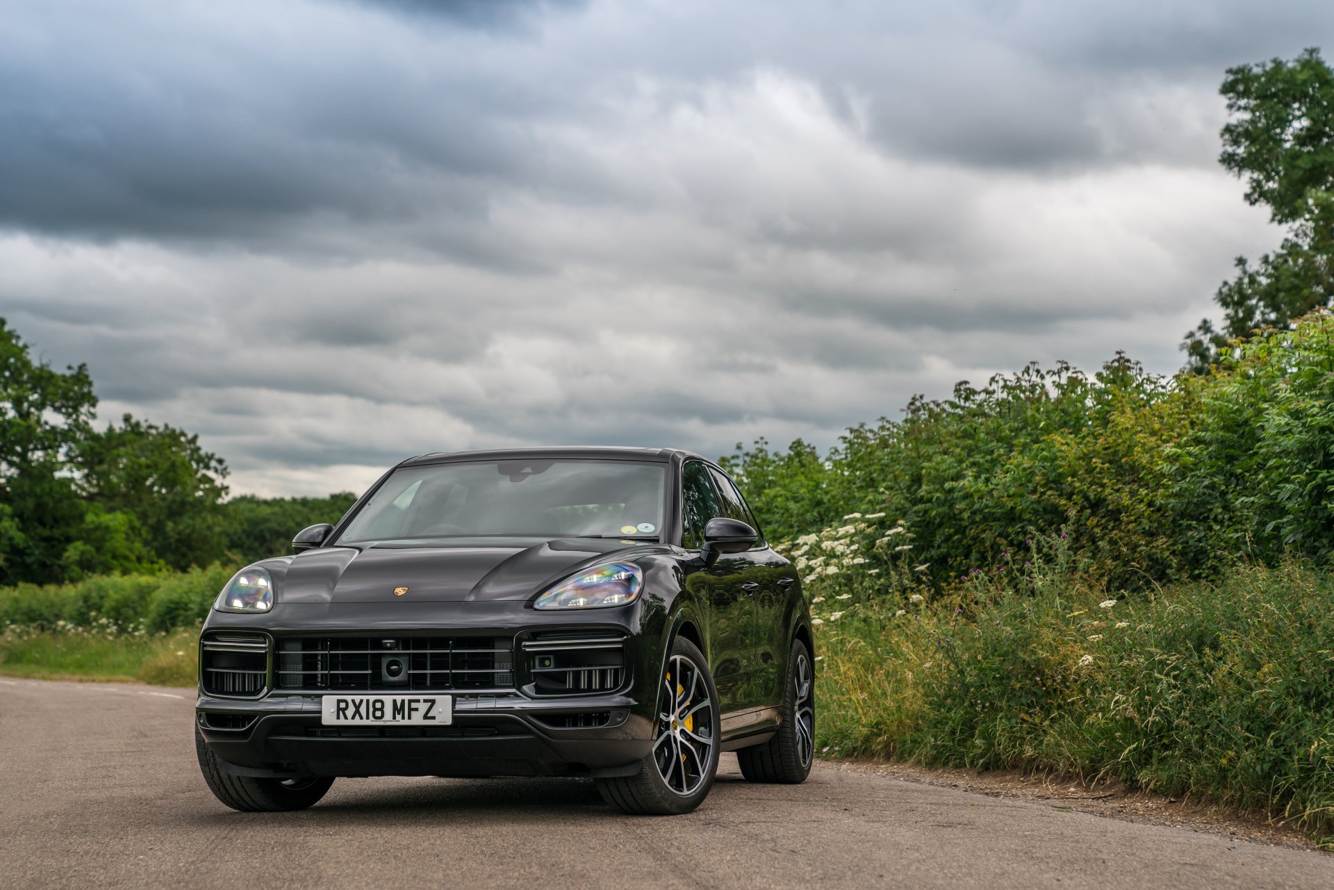 Download SUV Black Car Car Porsche Vehicle Porsche Cayenne 4k Ultra HD Wallpaper