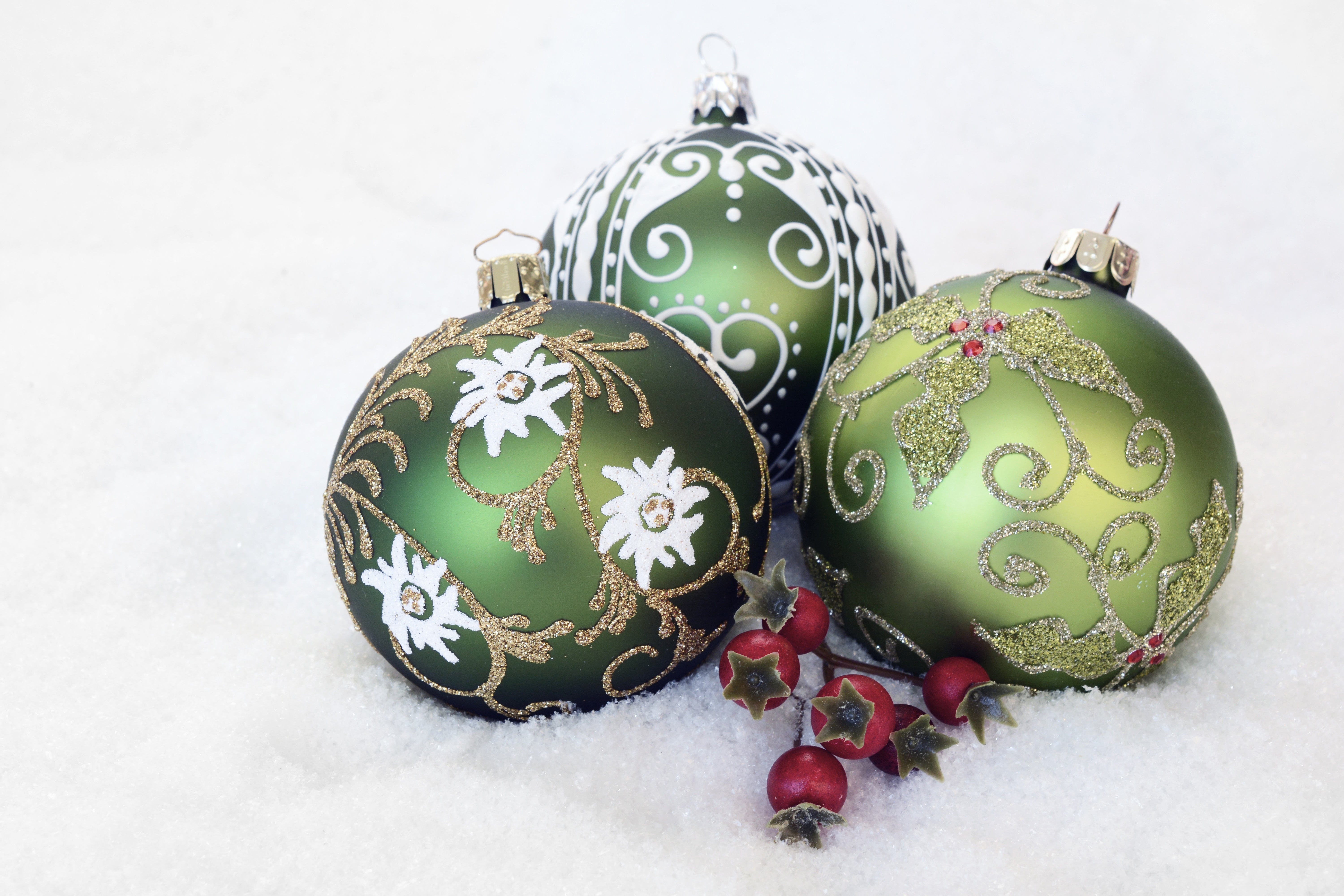 Download Snow Bauble Christmas Ornaments Holiday Christmas 4k Ultra HD