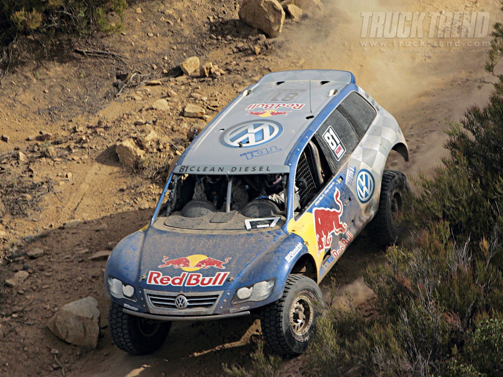 Download Vehicle Volkswagen Touareg Wallpaper