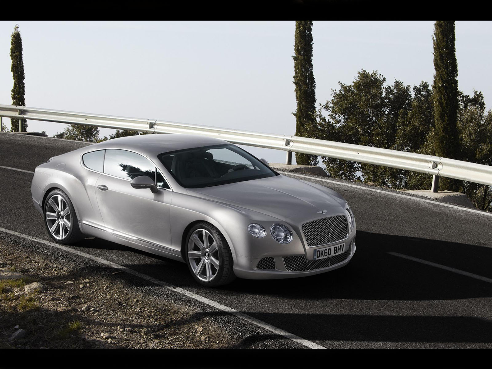 Luxurious 2012 Bentley GT Continental parked outdoors, showcasing its elegant design.