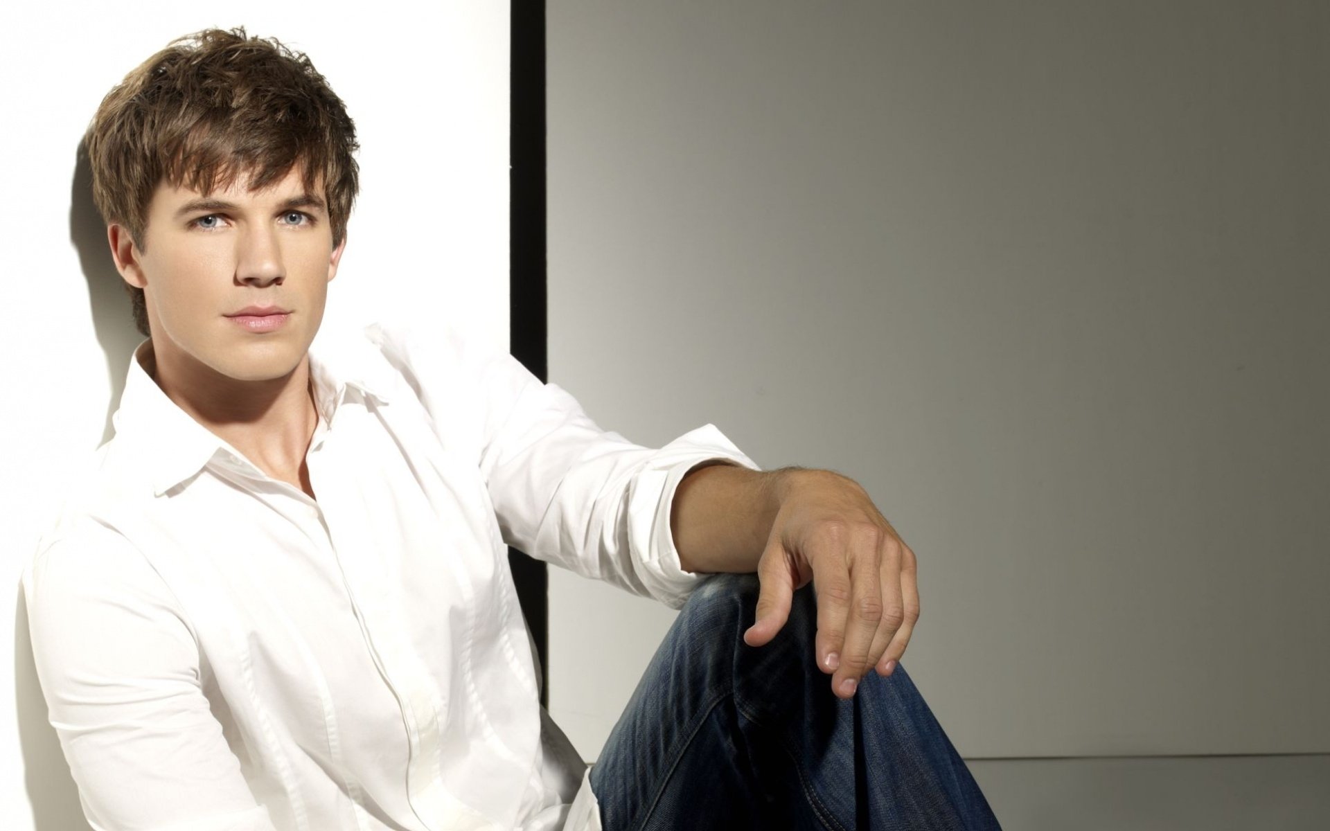 Download Blue Eyes Actor Celebrity Matt Lanter HD Wallpaper