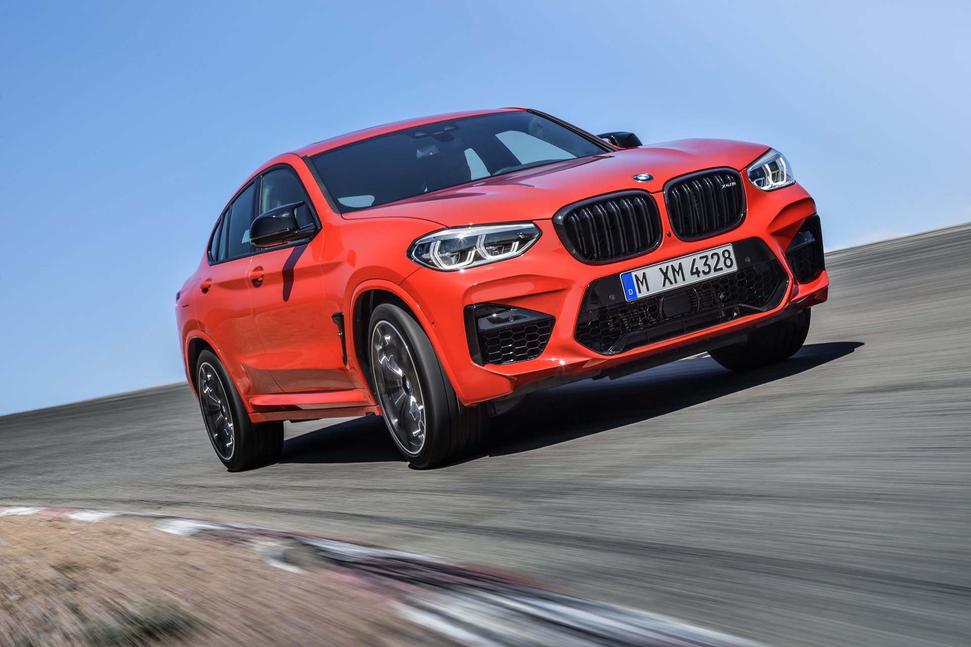 Download SUV Car BMW Vehicle BMW X4 4k Ultra HD Wallpaper