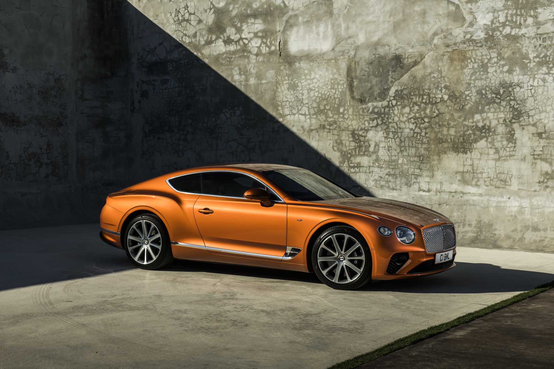 Download Orange Car Car Bentley Bentley Continental Vehicle Bentley Continental GT 8k Ultra HD Wallpaper